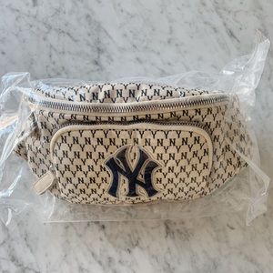 MLB NY BELT BAG